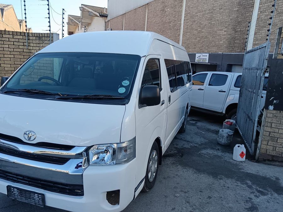Toyota Quantum minibus after full respray, finished and outside